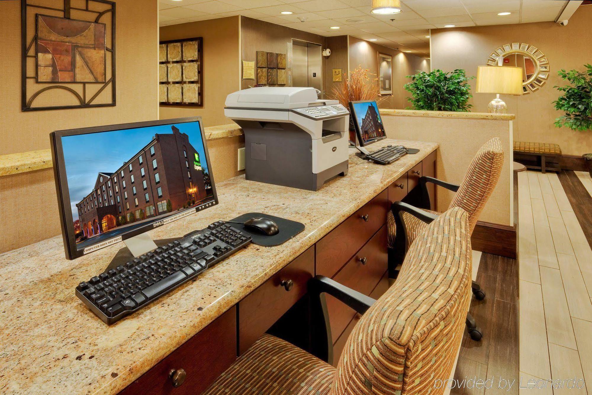 Holiday Inn Express Harrisburg East By Ihg Zewnętrze zdjęcie